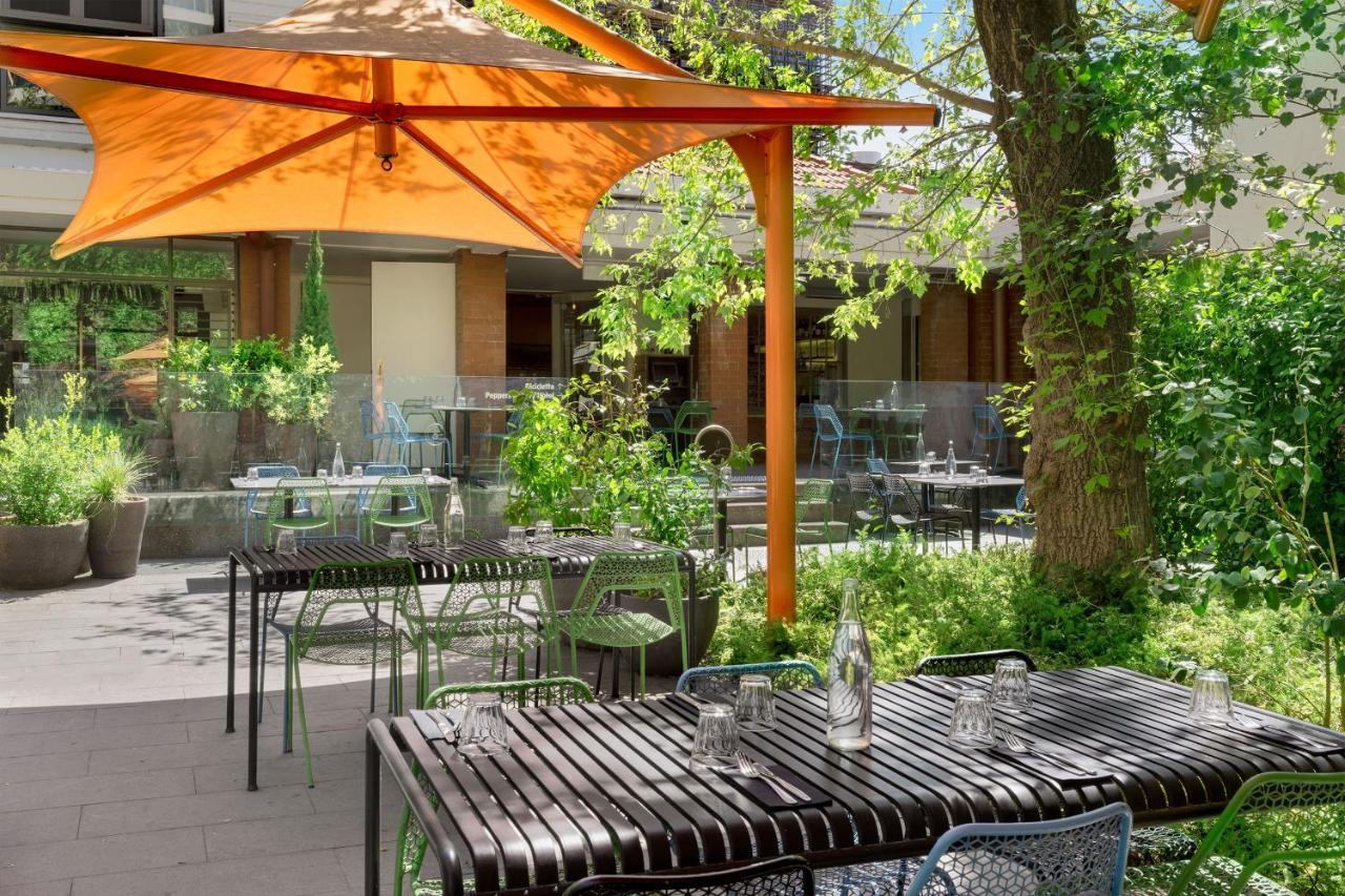 Peppers Gallery Hotel Canberra Extérieur photo