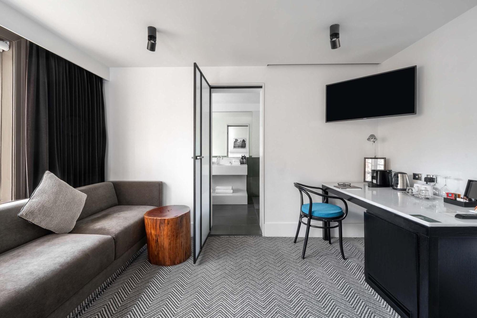 Peppers Gallery Hotel Canberra Extérieur photo