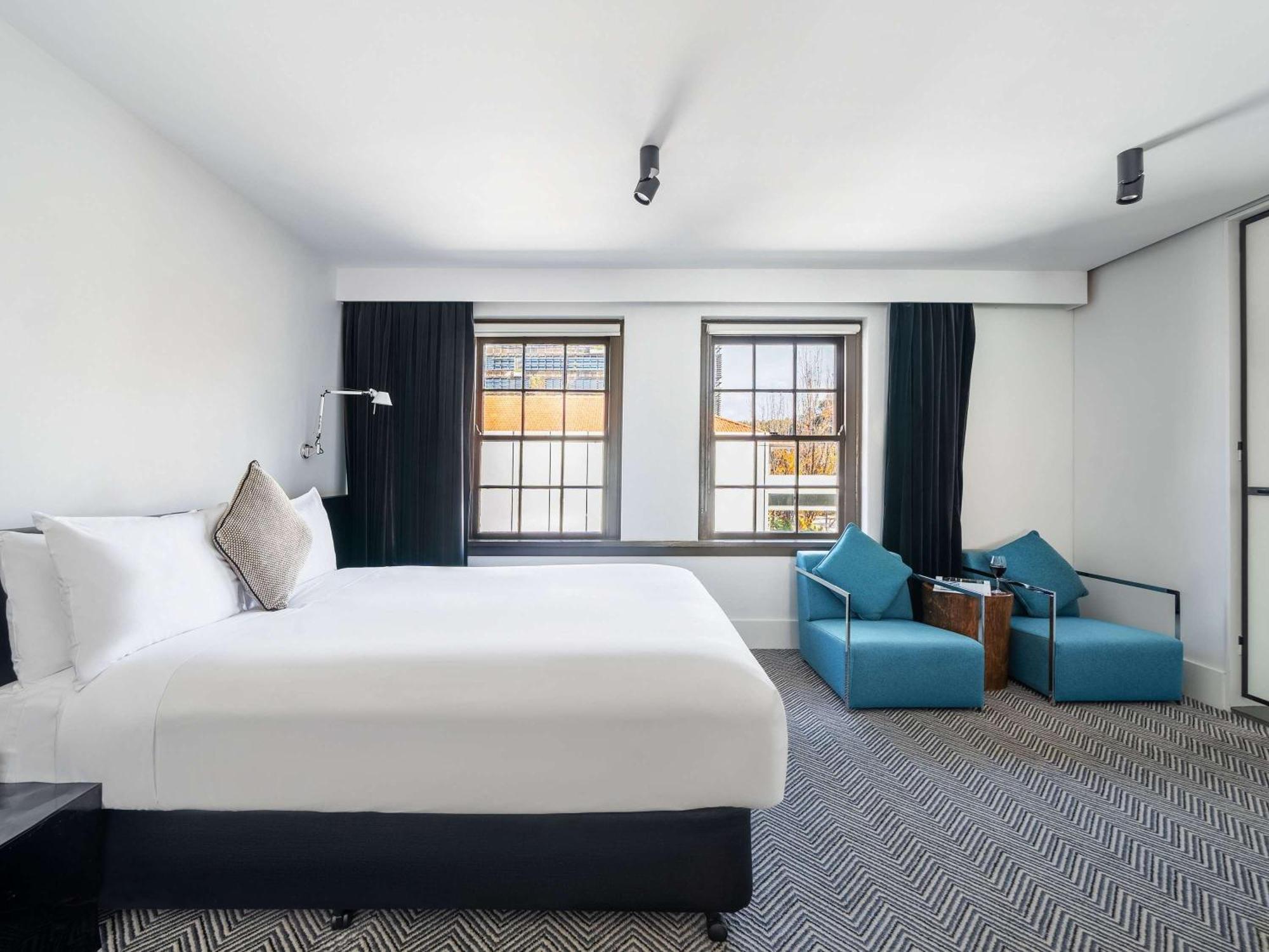 Peppers Gallery Hotel Canberra Extérieur photo