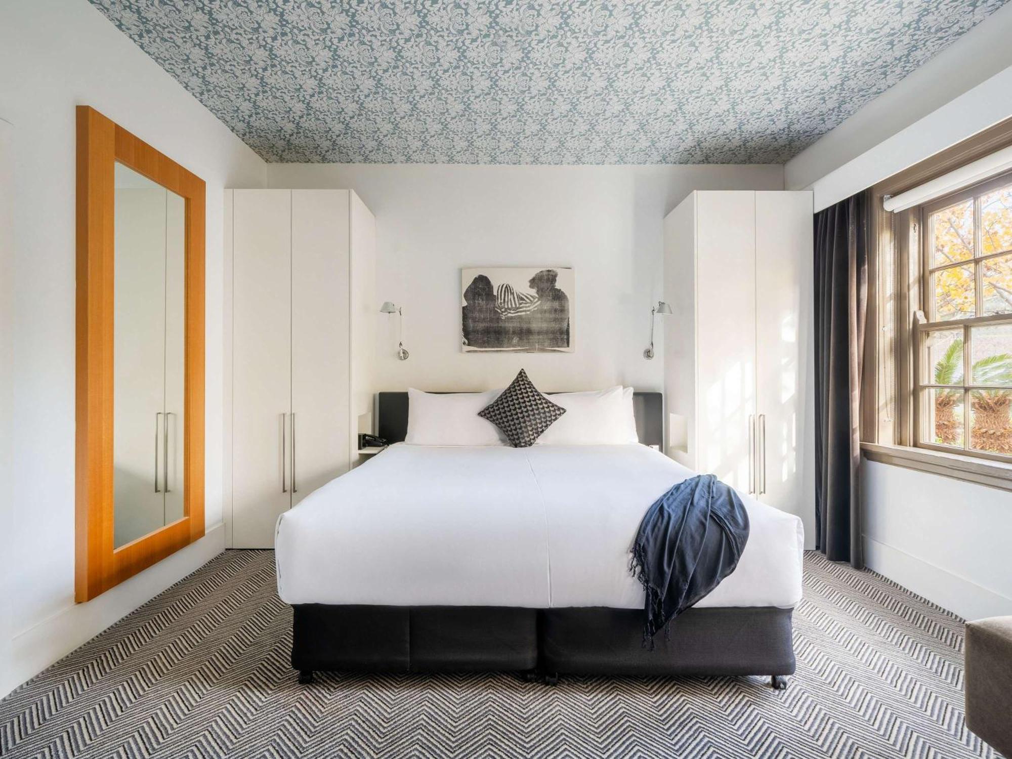 Peppers Gallery Hotel Canberra Extérieur photo